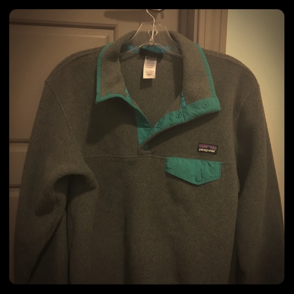 Women’s Medium Patagonia fleece pullover